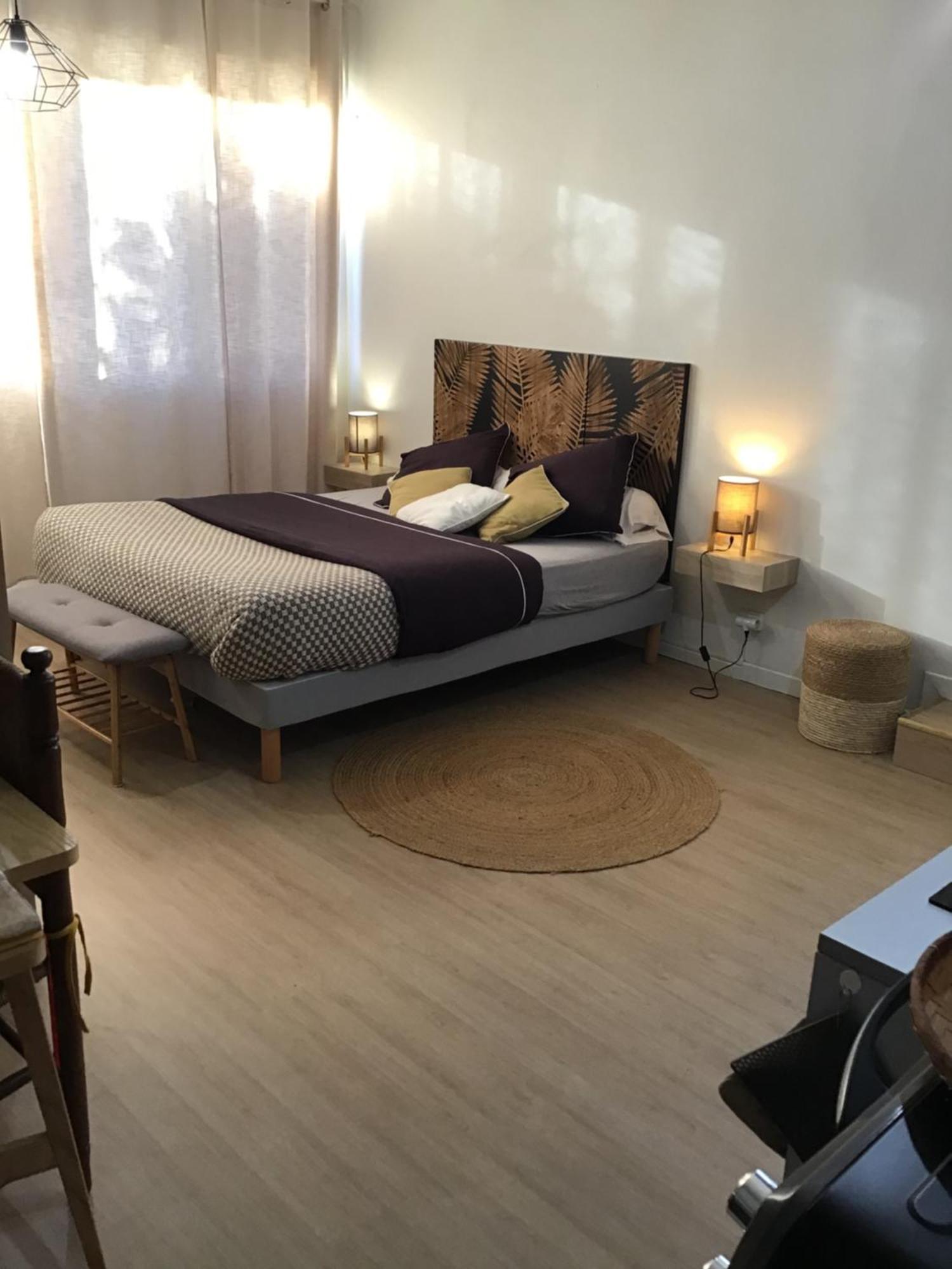 Studio Cosy Avec Piscine Dans Une Villa Saint-Denis Exterior foto
